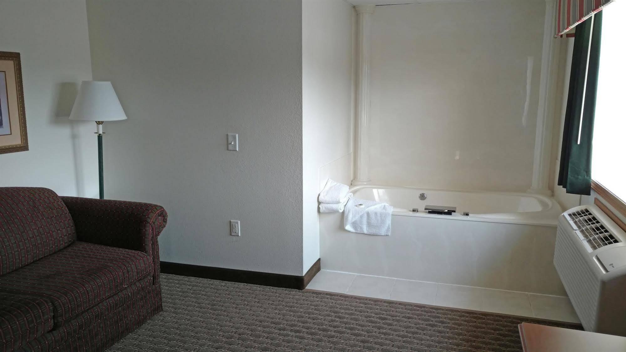 Americas Best Value Inn Annandale Eksteriør bilde